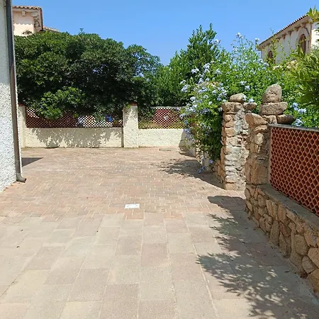 Bilo Lu Rattali San Teodoro (Sardinia)