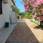 Bilo Lu Rattali Ferienhaus