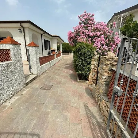 Bilo Lu Rattali Hébergement de vacances *