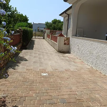 Bilo Lu Rattali San Teodoro (Sardinia)