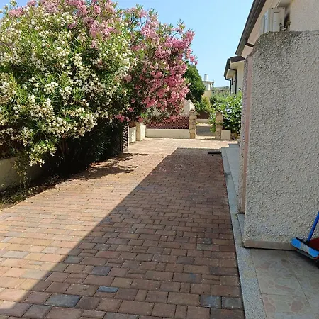 Bilo Lu Rattali Hébergement de vacances *